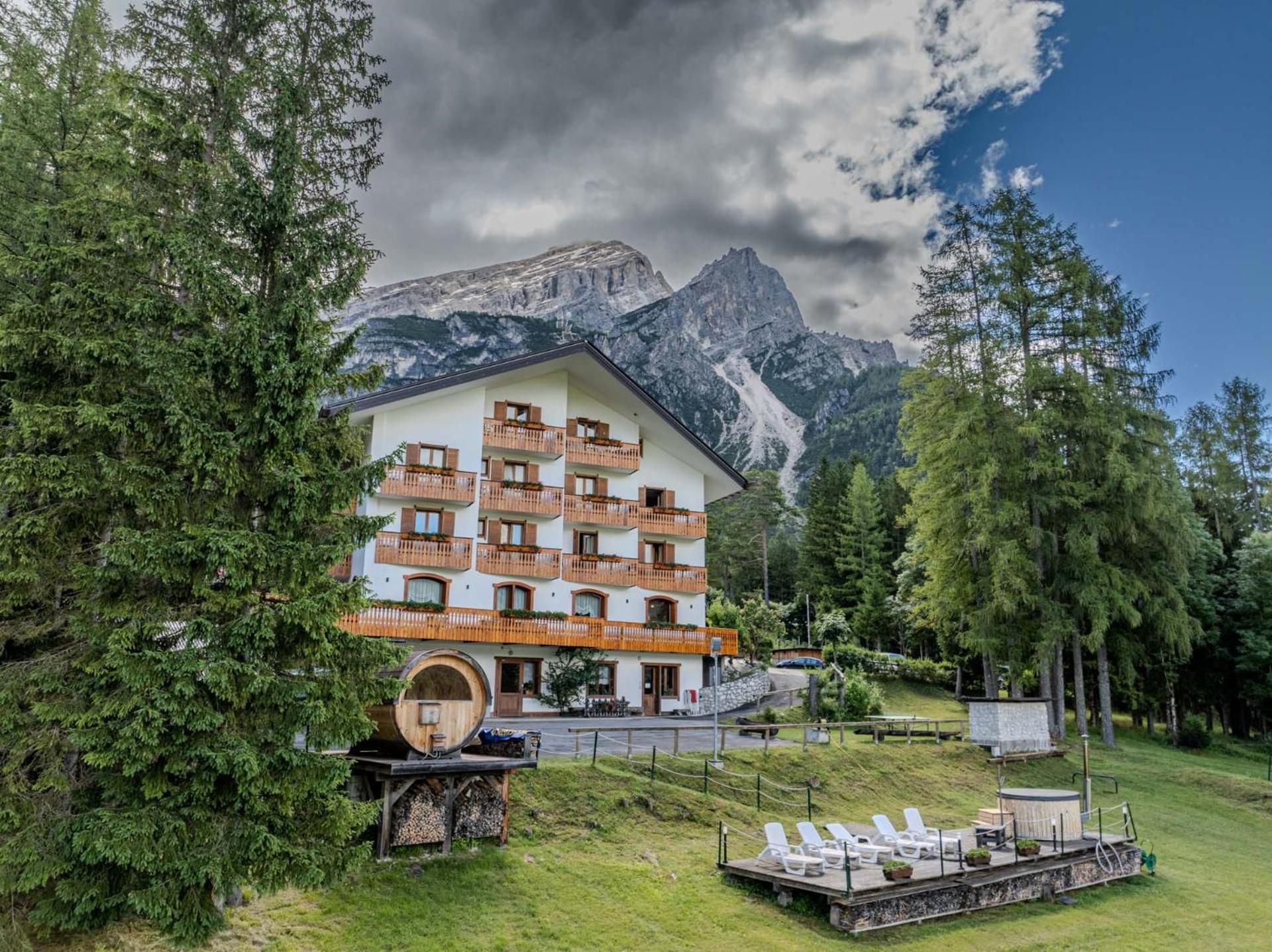 Hotel Il Cardo San Vito di Cadore Kültér fotó
